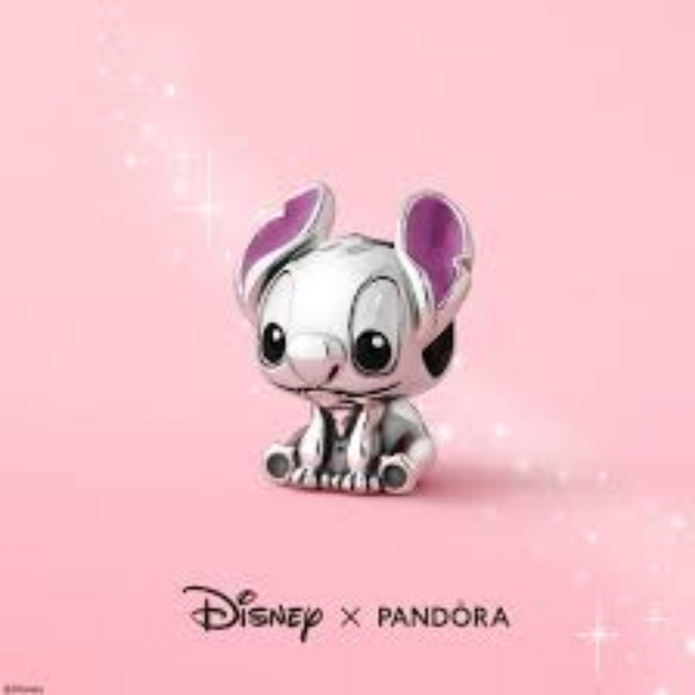 Replic charm